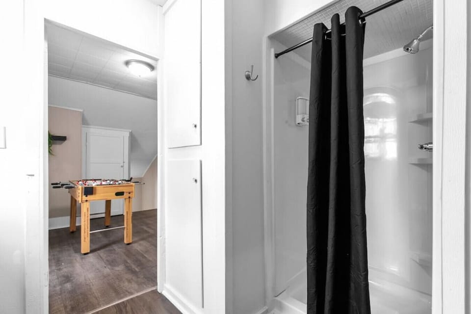 Second bathroom has a stand up shower. Towels and washcloths are provided for guests.