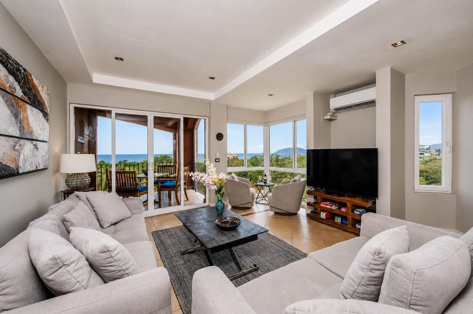 Amazing views from spacious living room