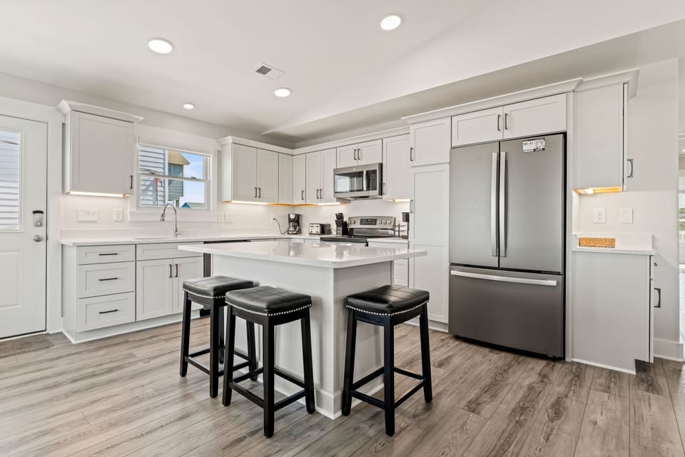 Kitchen with Bar Stool Seating