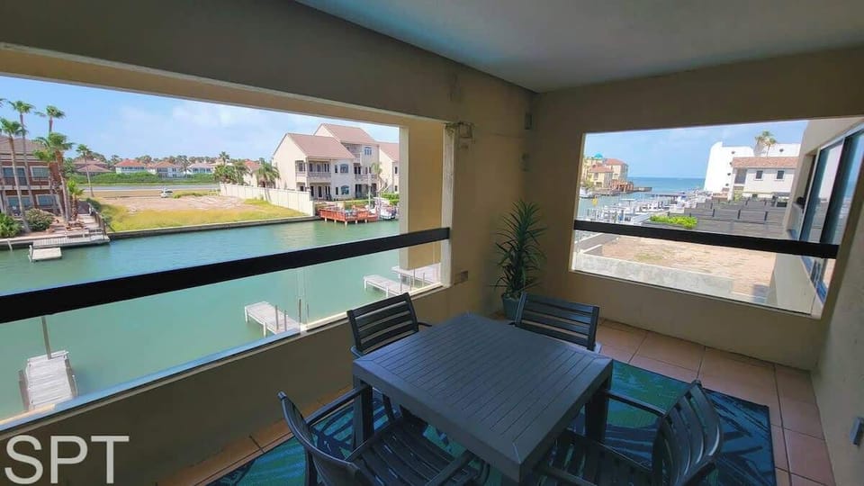 bc302a08-d041-41-WcJPj