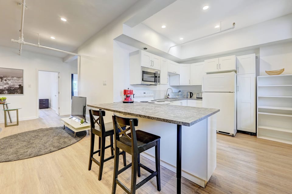 You can use the breakfast bar as a working station too