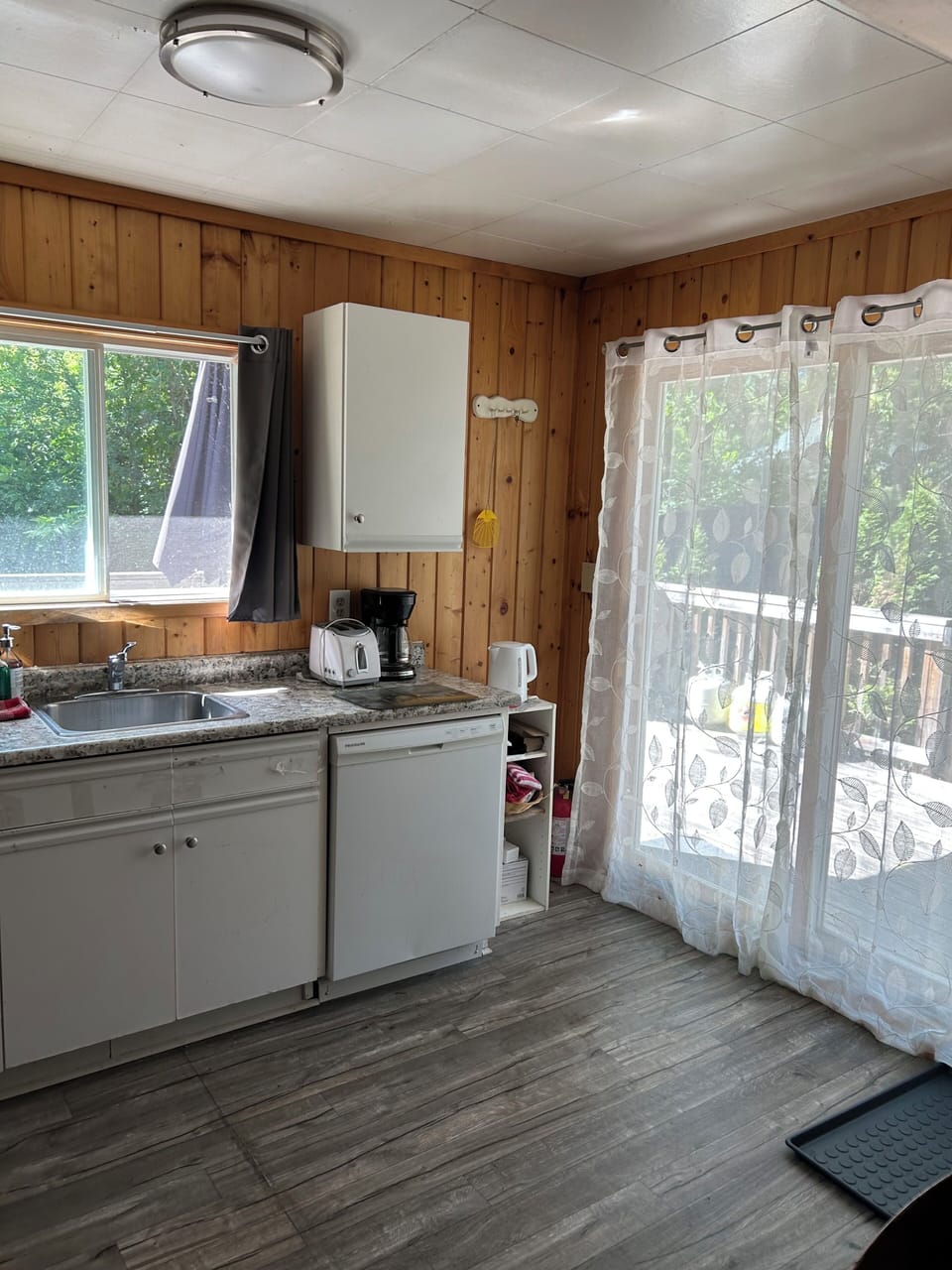 2025 kitchen and porch access
