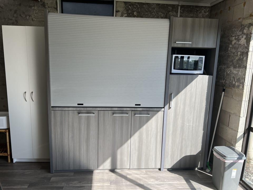 Kitchenette 
