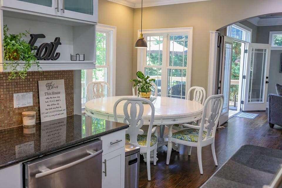 Our round table featured for the perfect family gathering. 