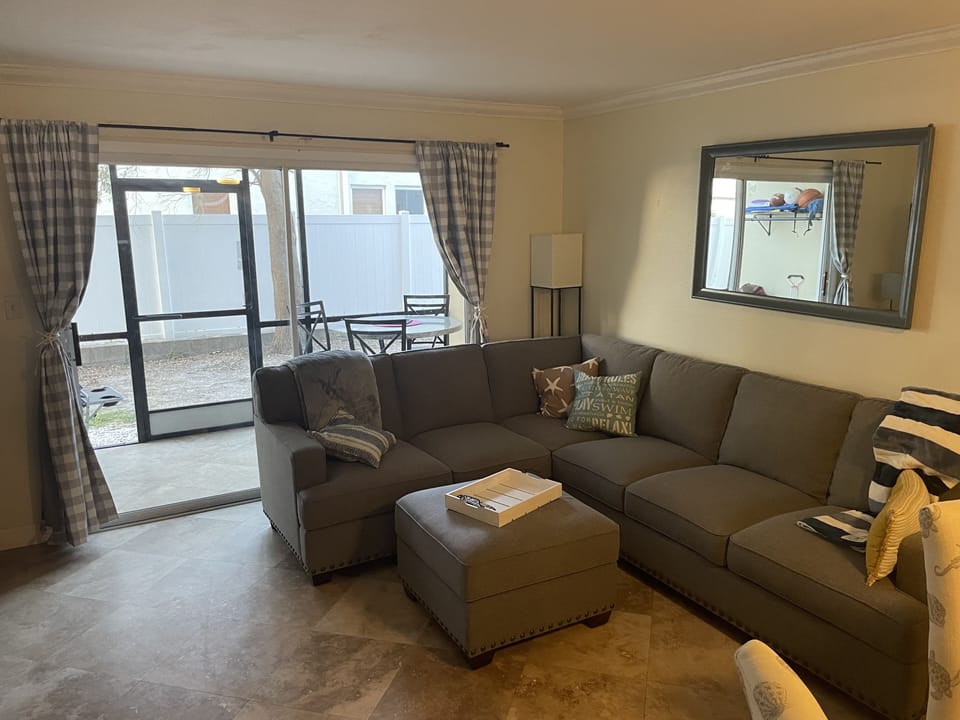 Open concept family/kitchen area