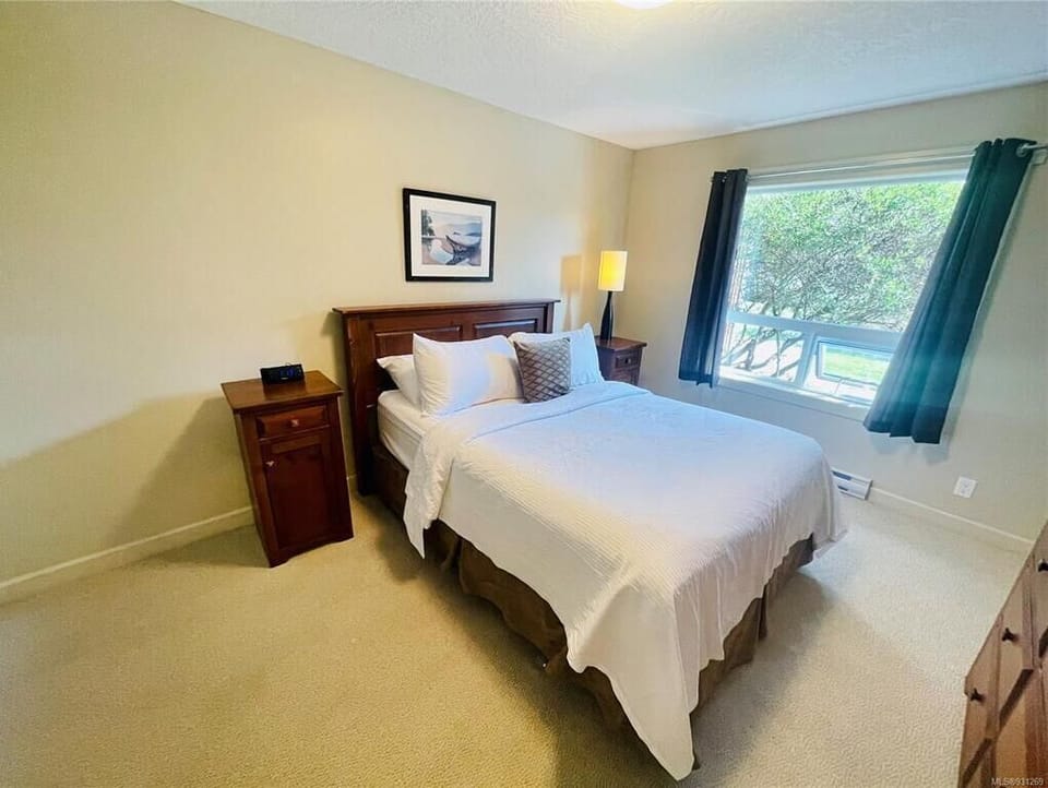 Lower Bedroom