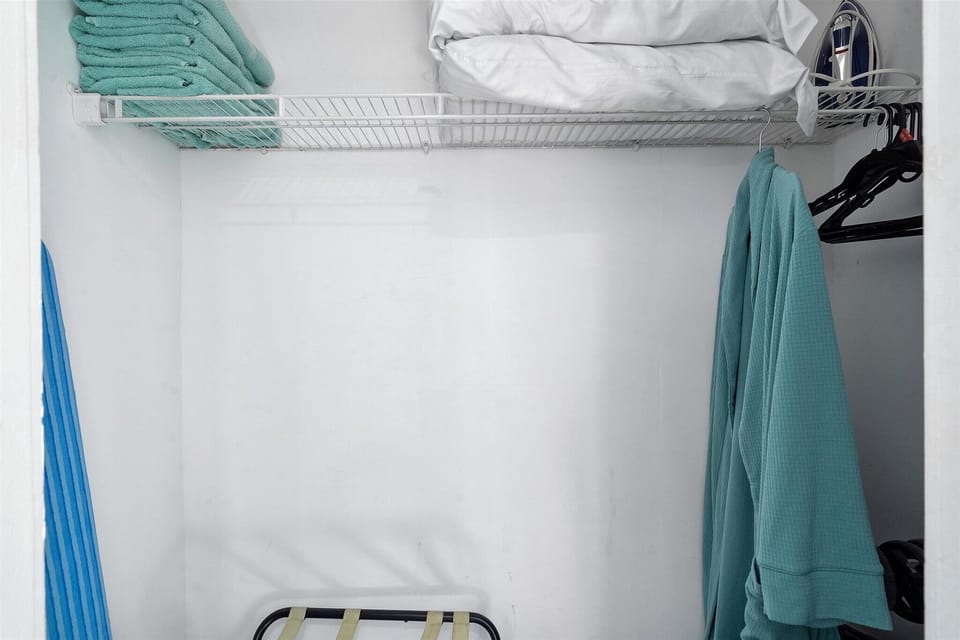 Extra linens, Towels, Pillows, Bath Robe for your comfort