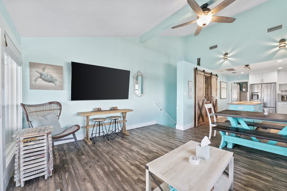 75" Smart TV and extra seating