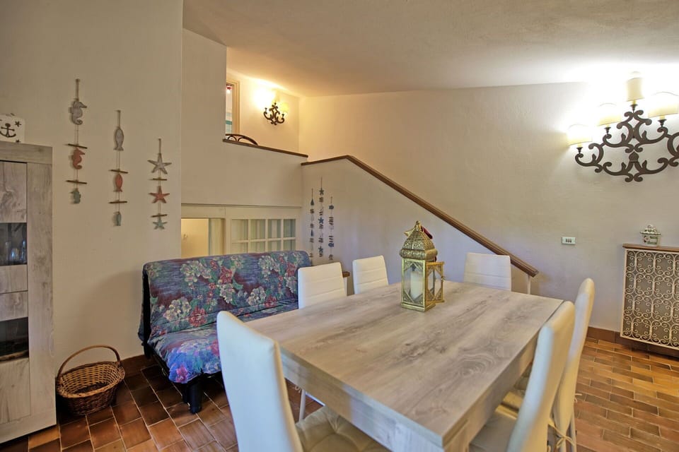 Dining Room, Living Room