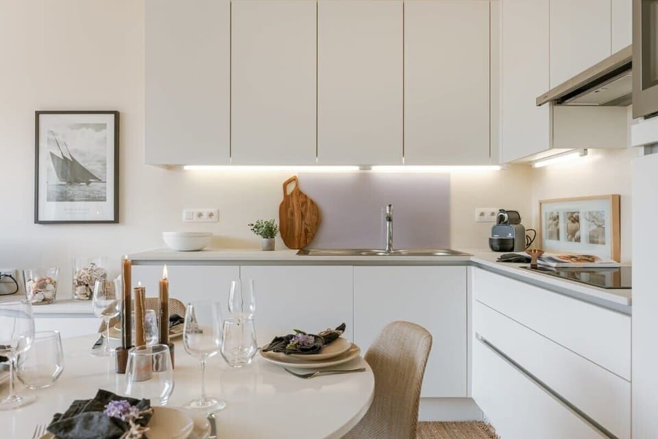 Open kitchen and diningarea