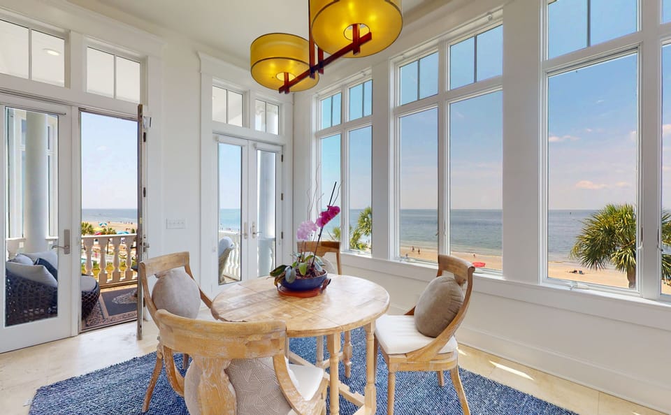 Breakfast area - look at those views - third floor