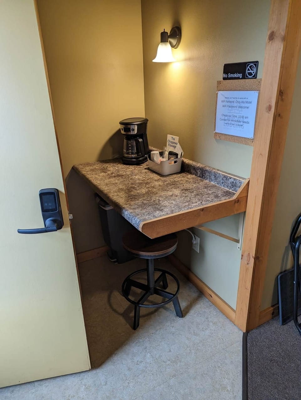 Room 4 (2)