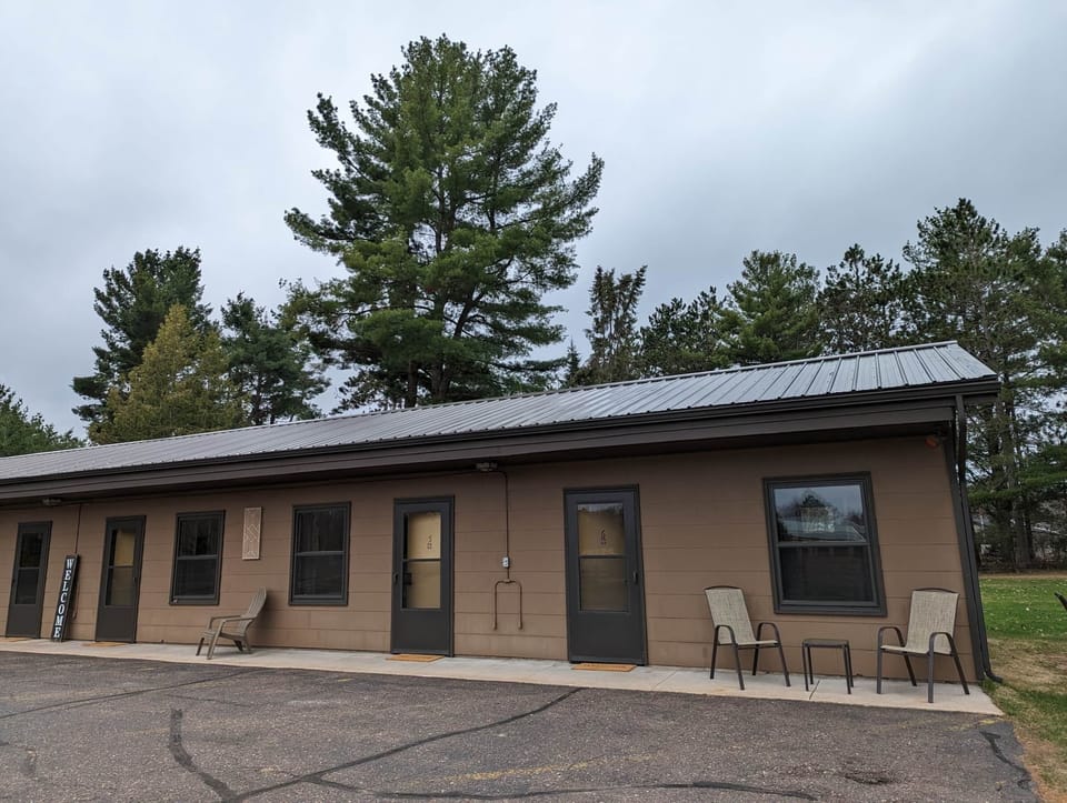 Chip-Wa Lodging and Motel