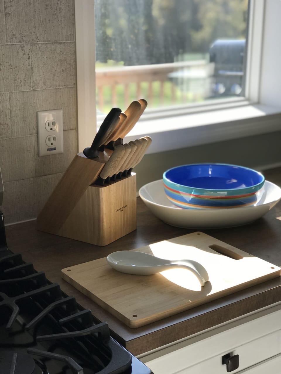 Stocked kitchen 
