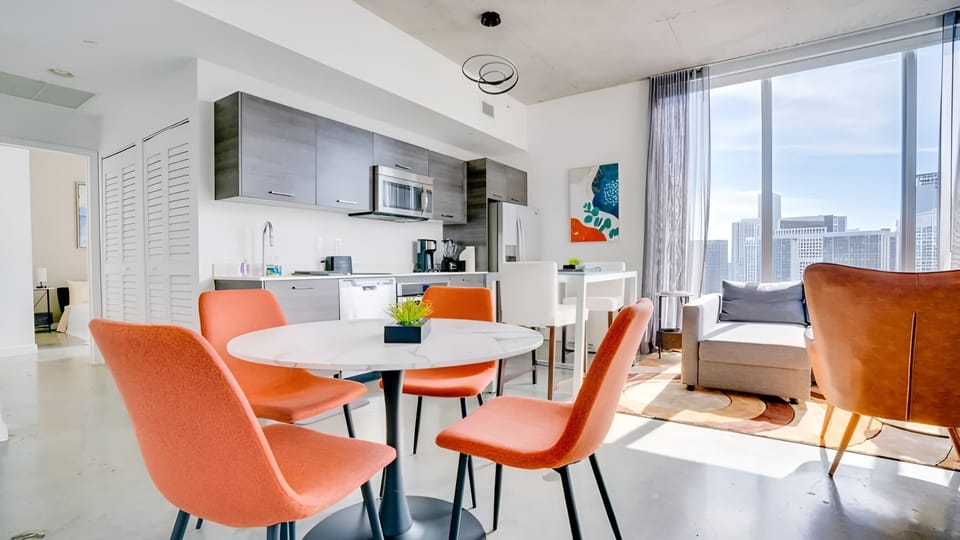 Cozy Dining Area