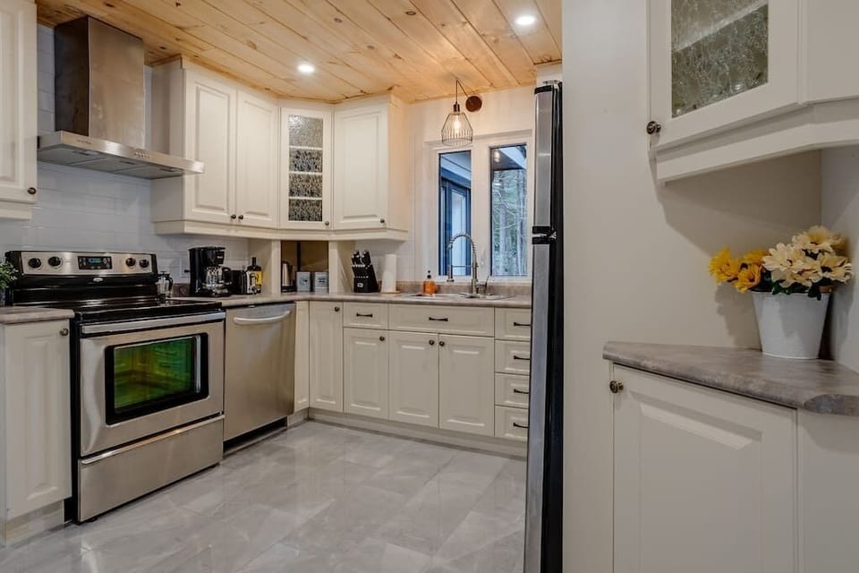 Kitchen (1)