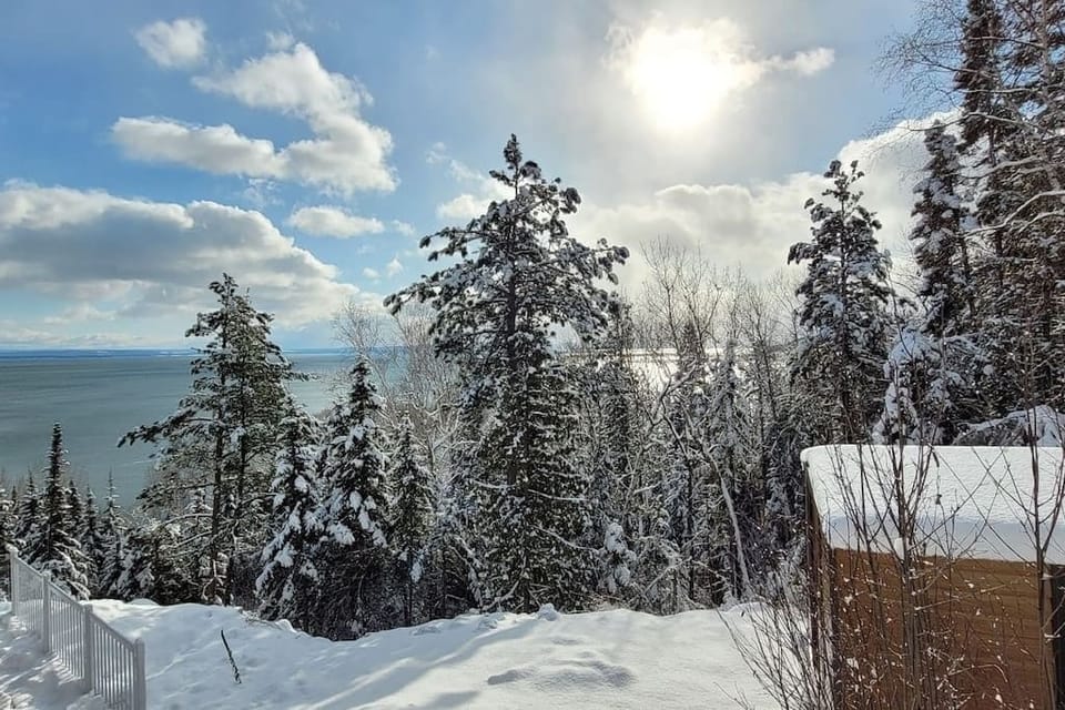 Spa (4 seasons) and view (2)