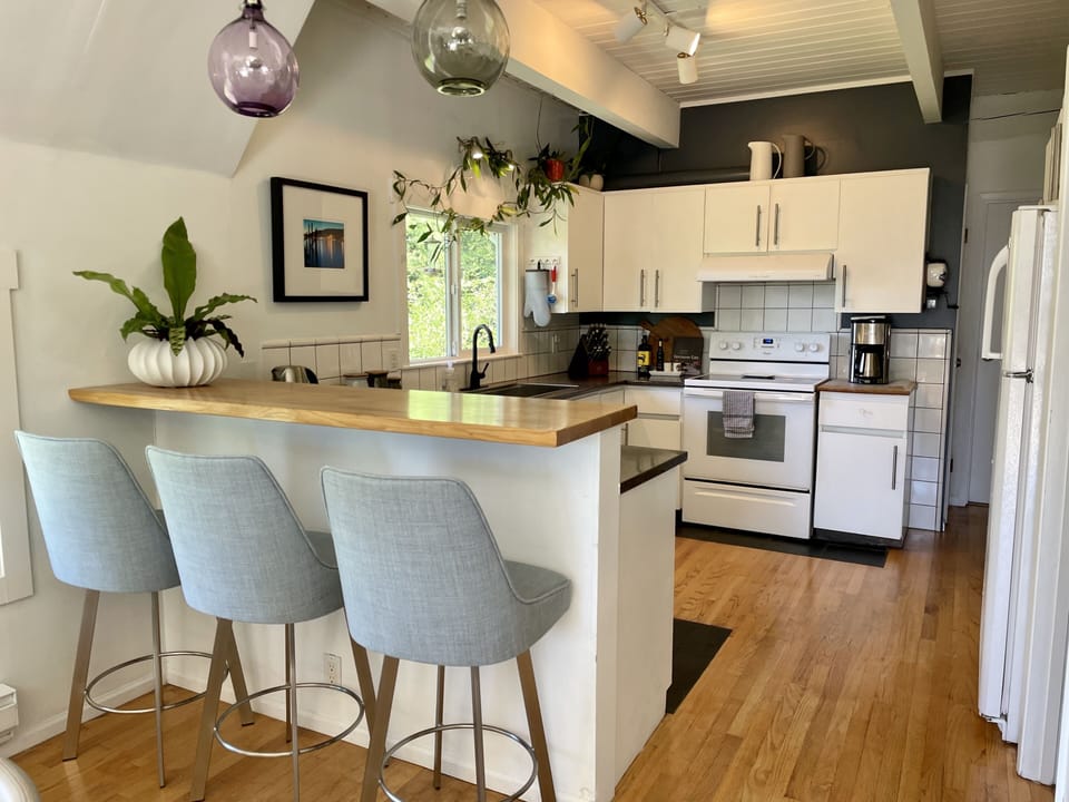Breakfast Bar