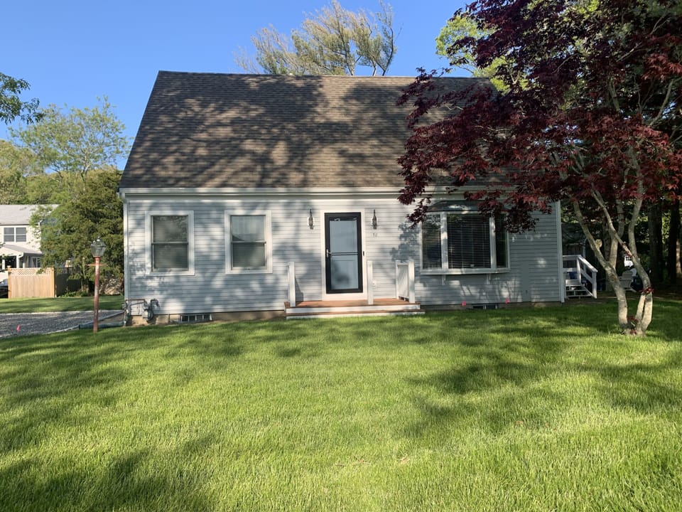 Spacious front lawn