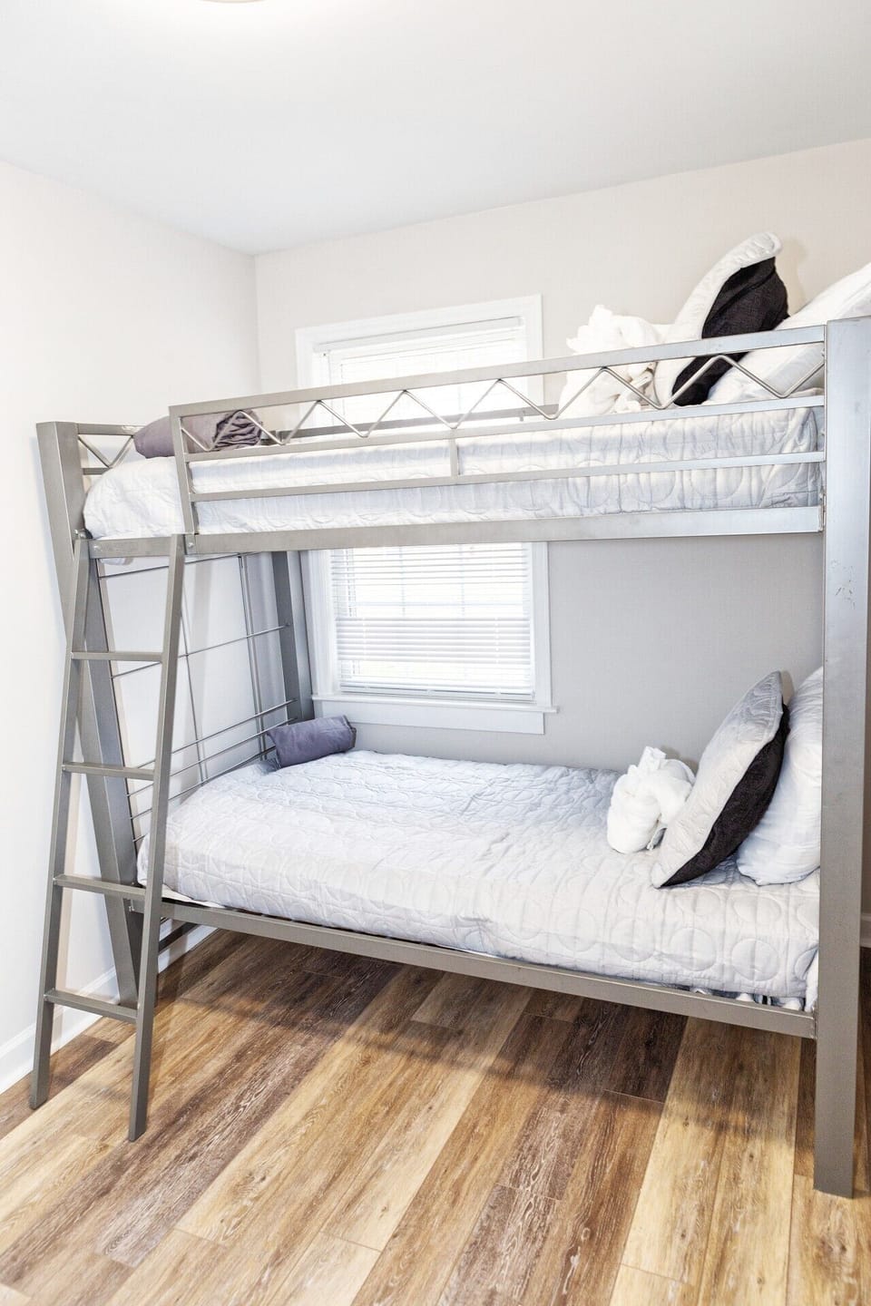 Bedroom Three Twin Bunk Beds