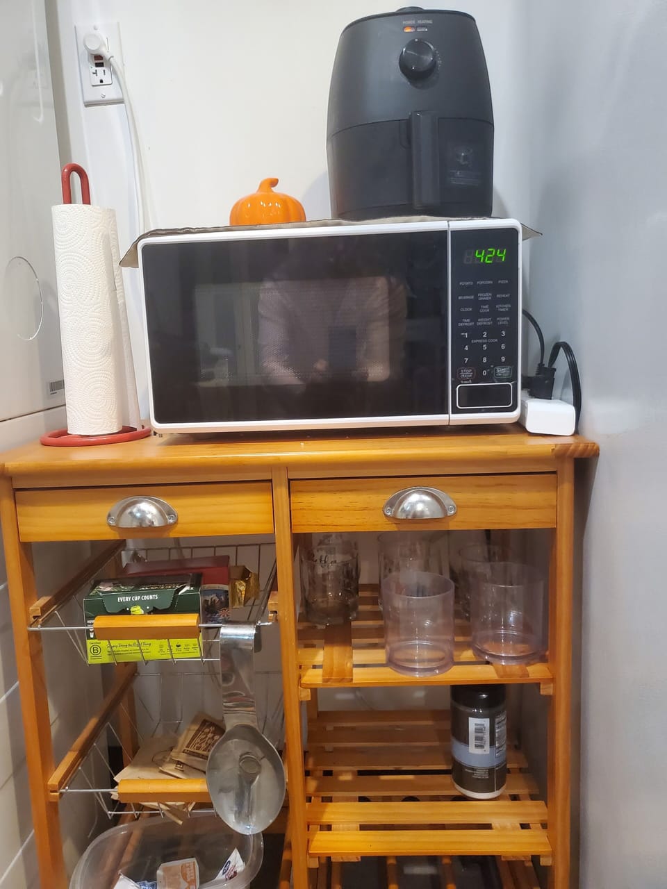 microware and air fryer for guest used