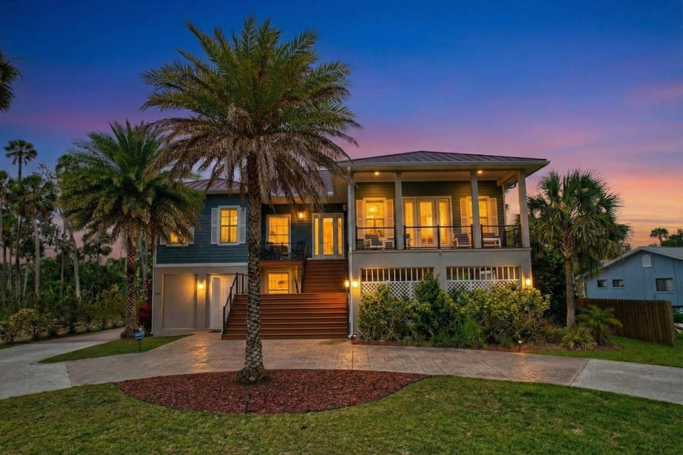 Welcome to Exquisite Resort Style Pool Home in Flagler Beach