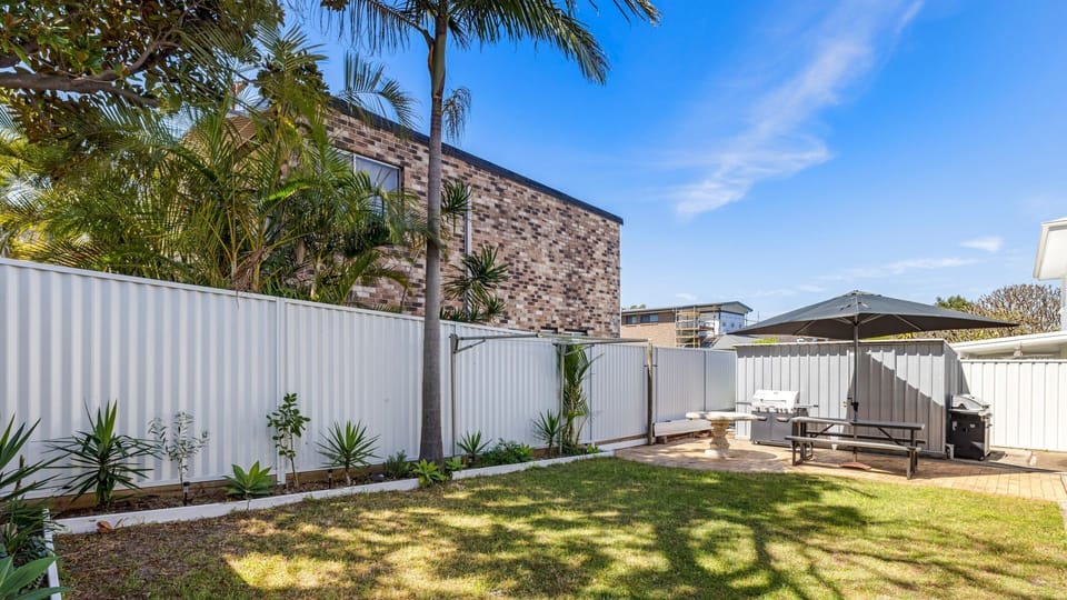 Shared lawn area