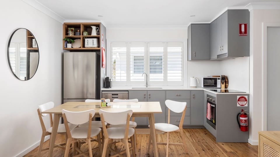 Dining/Kitchen