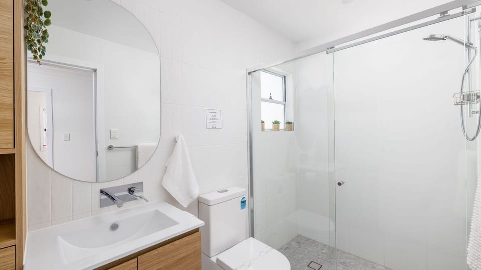 Bathroom one - upstairs