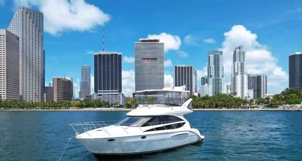 Boat rental services Proved By LUHOS