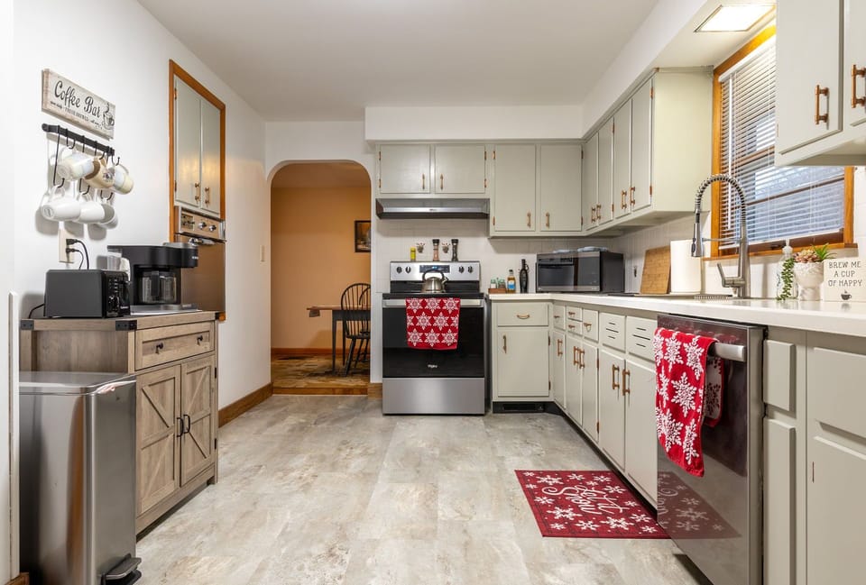 Fully equipped kitchen