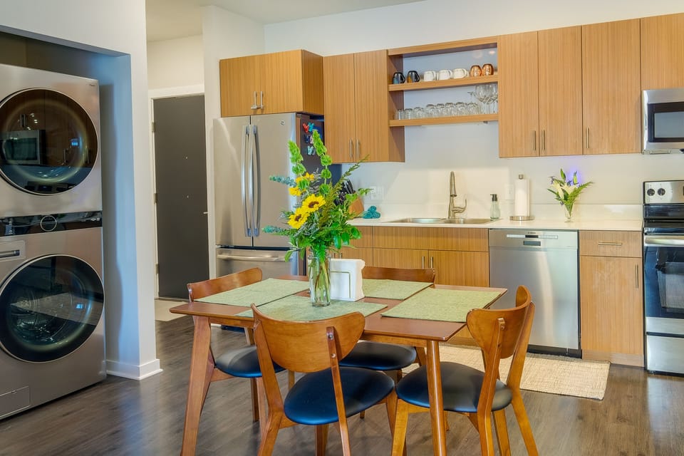 Kitchen | Washer & Dryer