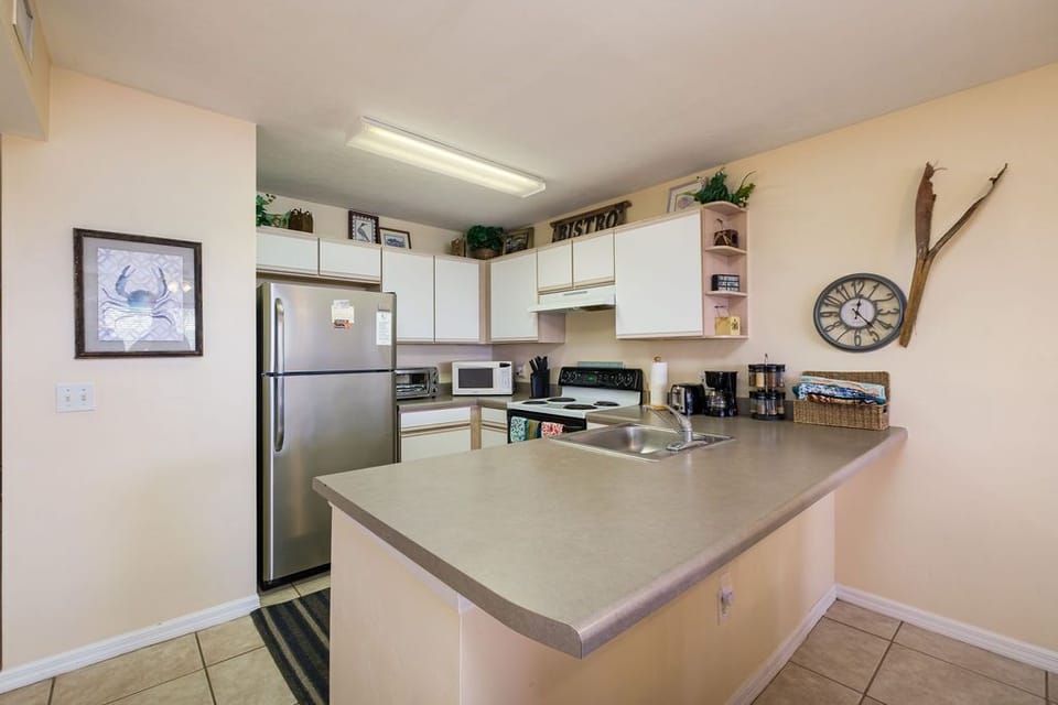 Kitchen Island Ideal for Quick Coffee Breaks
