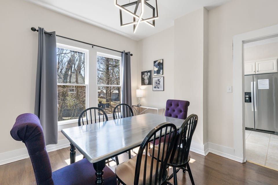 Dining/ game table