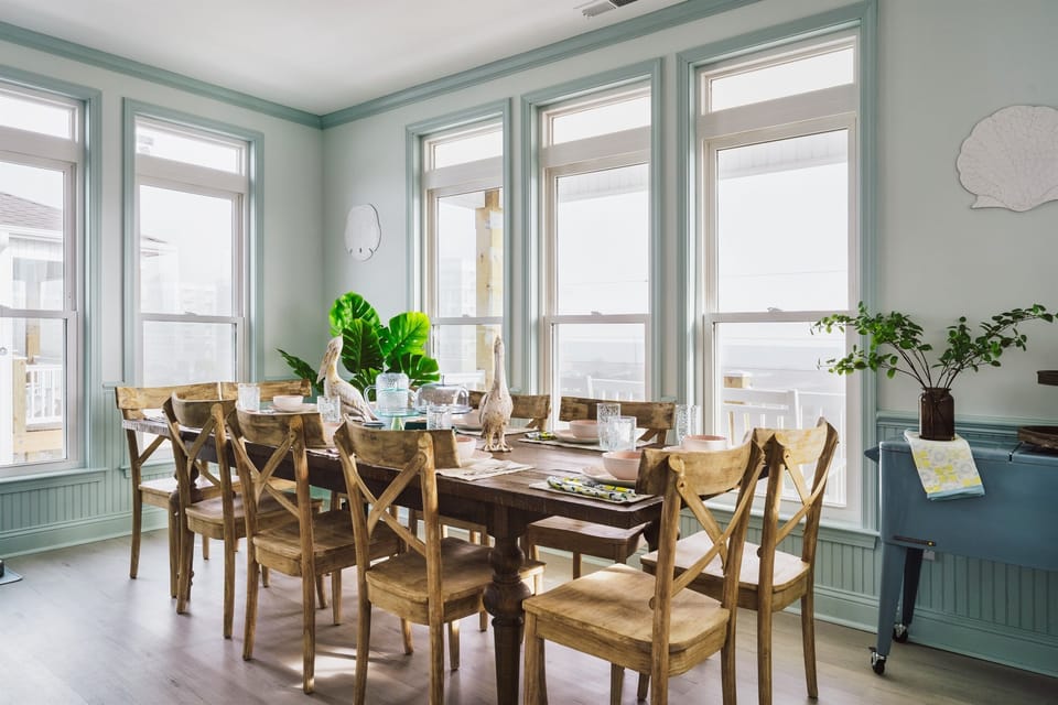 Enjoy ocean views as you have dinner for the whole family!