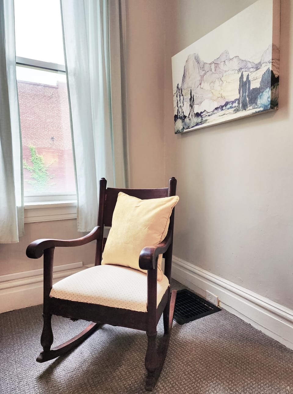 Perfect for rocking or reading to little ones. Children's books are provided.