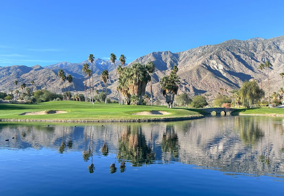 15 mins to world class golfing courses including The PGA West