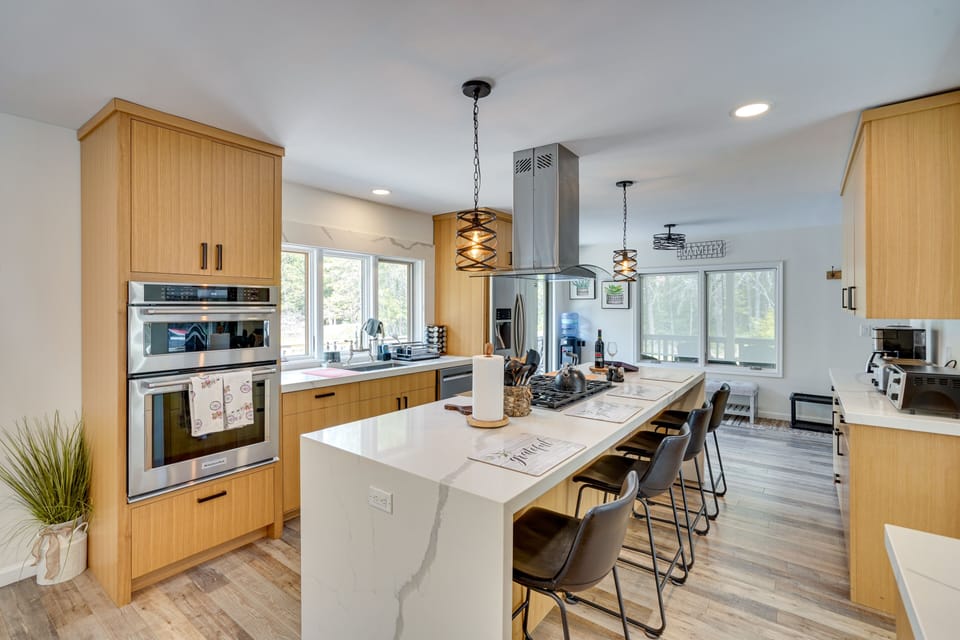Kitchen | Main Level | Dishwasher | Drip Coffee Maker