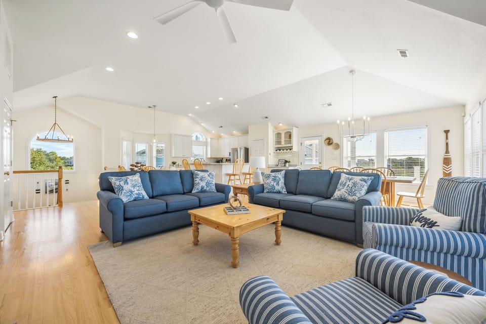 Great Room - Top Level