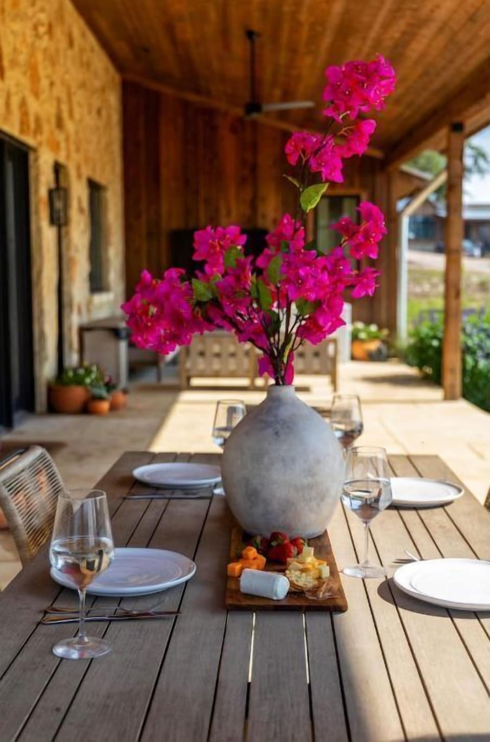 Outdoor dining