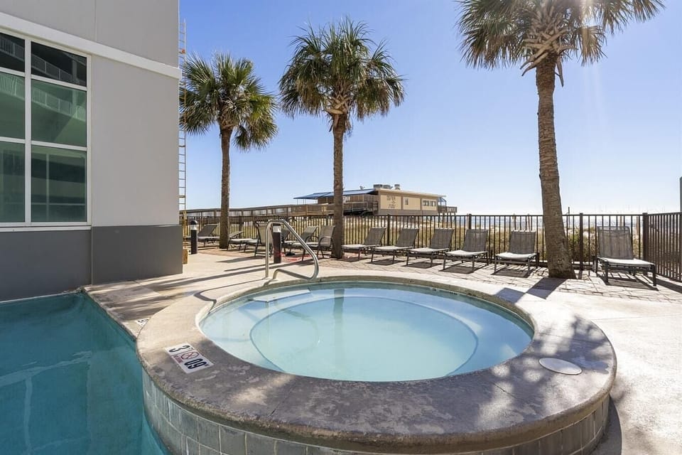 Outdoor hot tub with a beach breeze