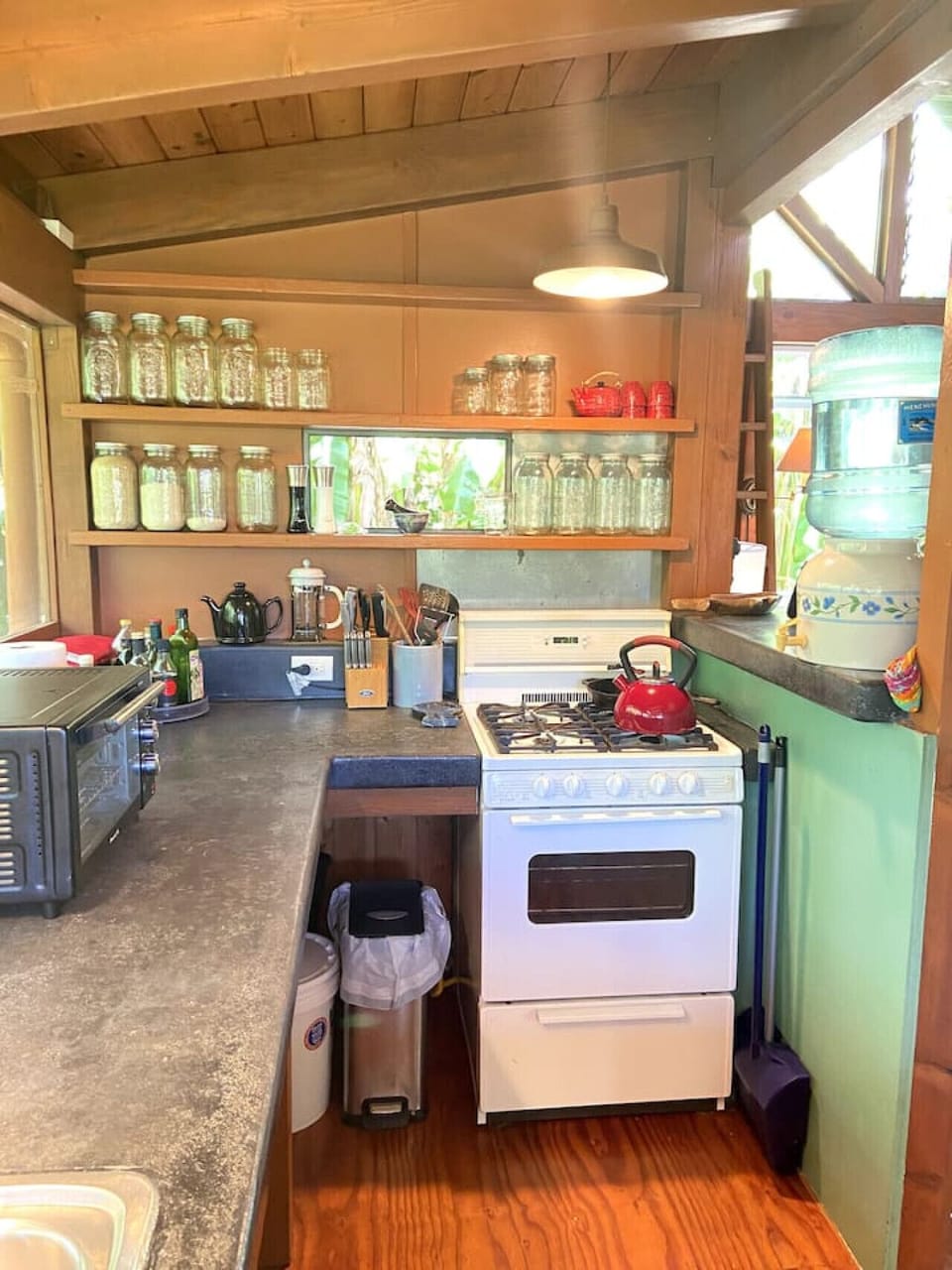 Complimentary coffee, tea, spices, and cooking oil