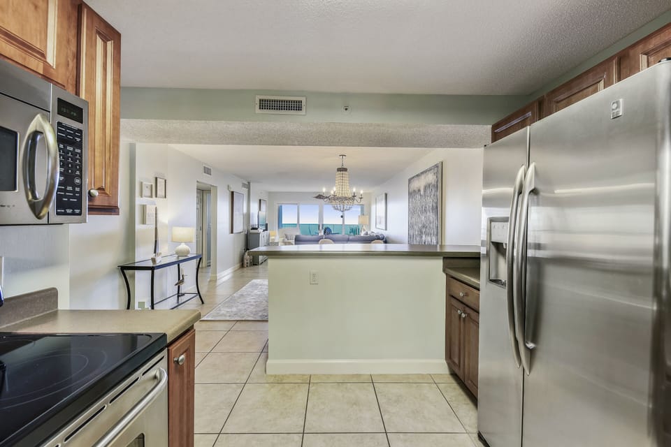 Kitchen/Breakfast Bar