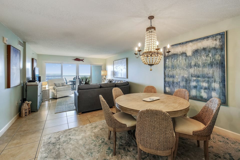 Dining/Living Area