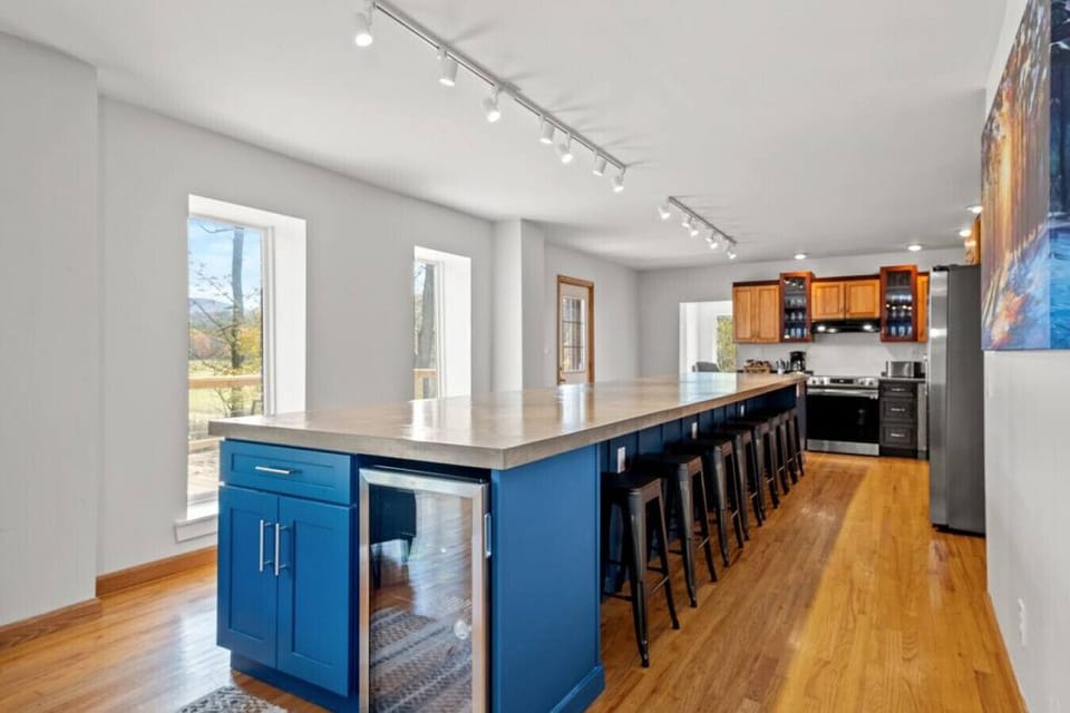 All new stainless steel appliances provide ample storage and preparation opportunities for a large meal.
