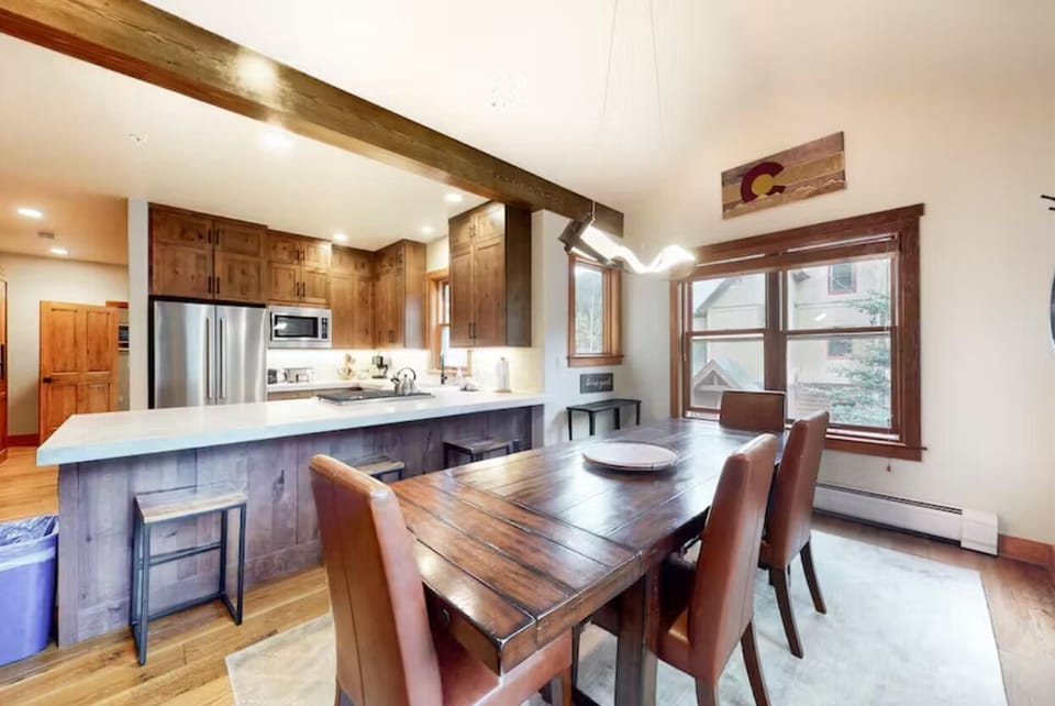 Open concept dining area