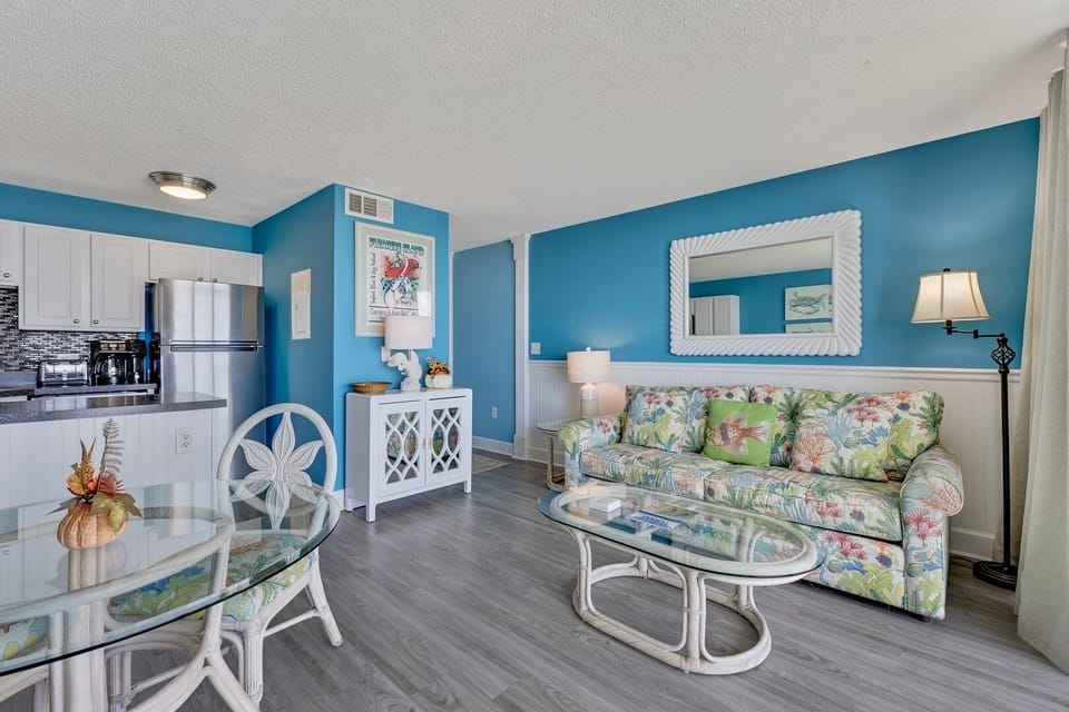 Atlantic Towers 403-print-004-012-Main Living Area-4200x2800-300dpi
