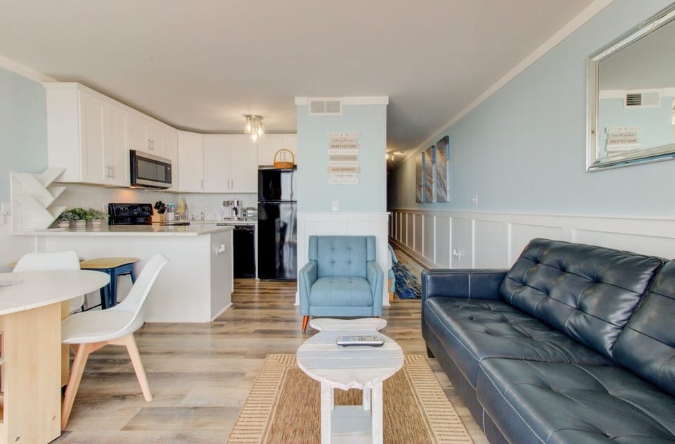 Atlantic Towers 509-print-006-024-Main Living Area-2048x1346-300dpi