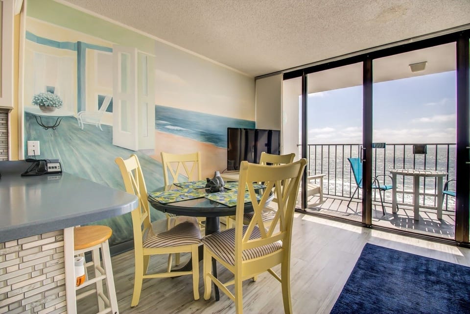 Atlantic Towers 910-print-008-003-Eating Area-4200x2804-300dpi