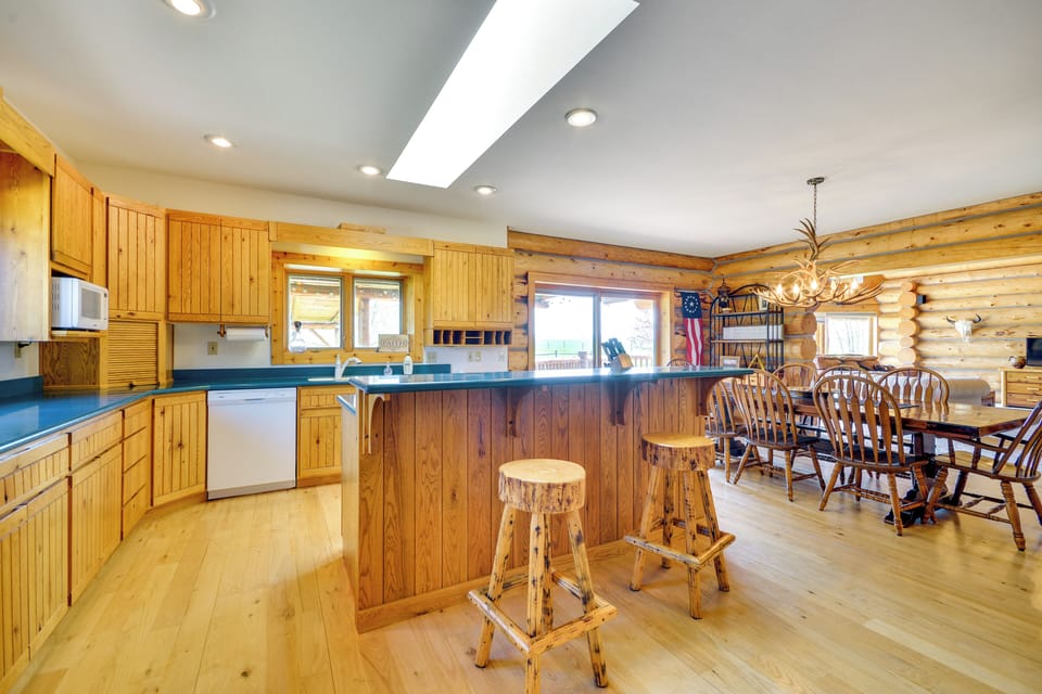 Kitchen | Cooking Basics | Dishware & Flatware